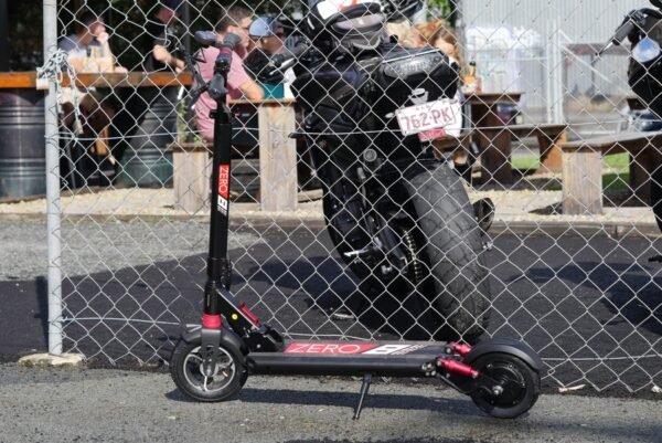 Zero 8 Electric Scooter - Image 8